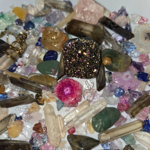 (V) Lot of Real Minerals Gemstones and Crystals -Different Sizes Mixed Lot (V) - Picture 1 of 10
